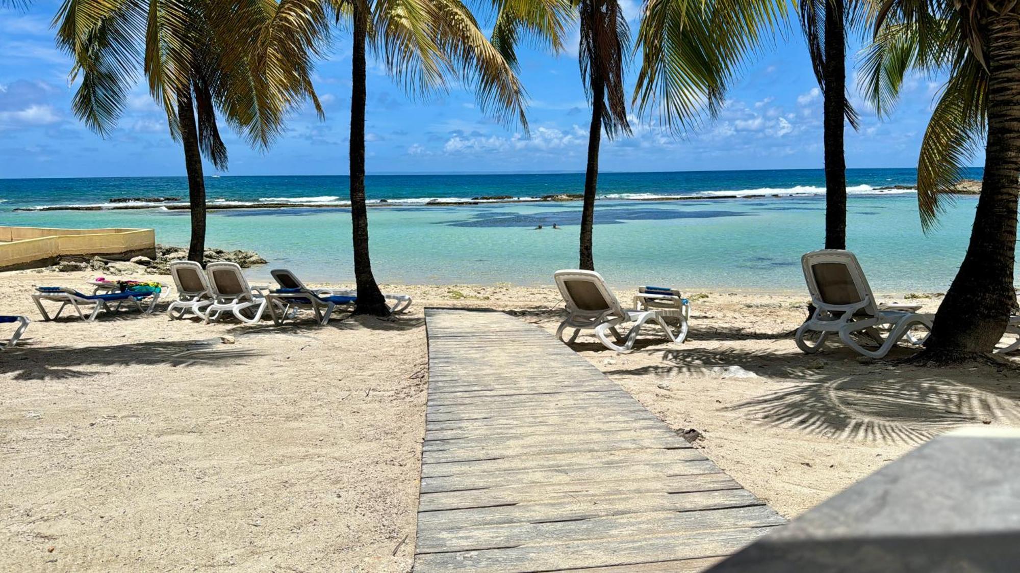 Апартаменты Coco And Sun Hibiscus Le Manganao Belle-Allee Экстерьер фото